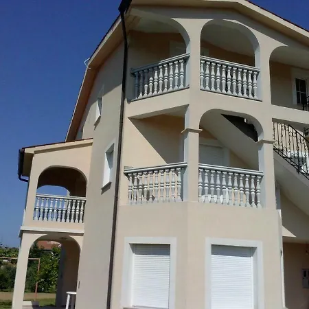 Apartmani Slavko Fazana Exterior photo
