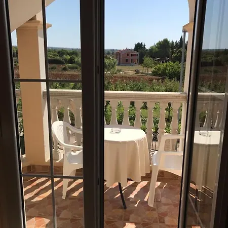 Apartmani Slavko Fazana Exterior photo